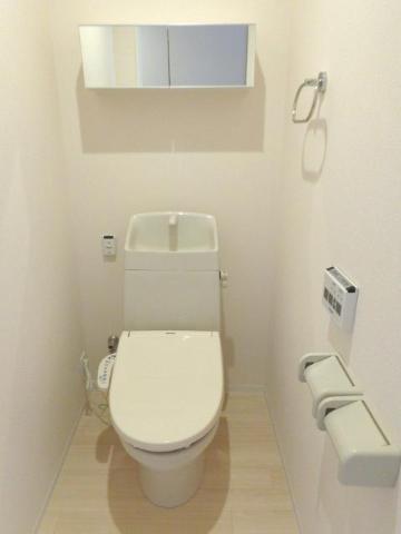 トイレ　シャワー付トイレ