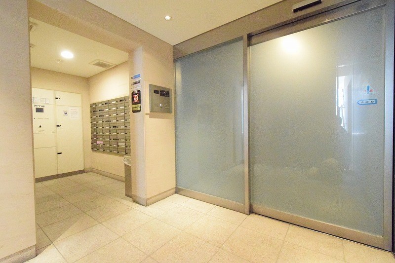 エントランス　エントランス