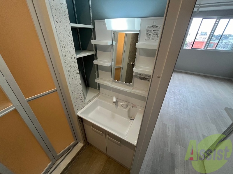 洗面設備　シャンプードレッサーで身支度もラクラクです！