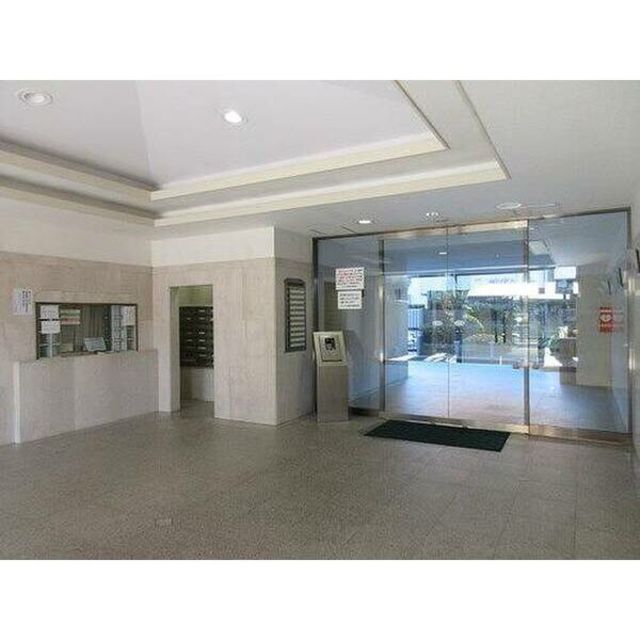 ロビー　【その他共用部】エントランスホール