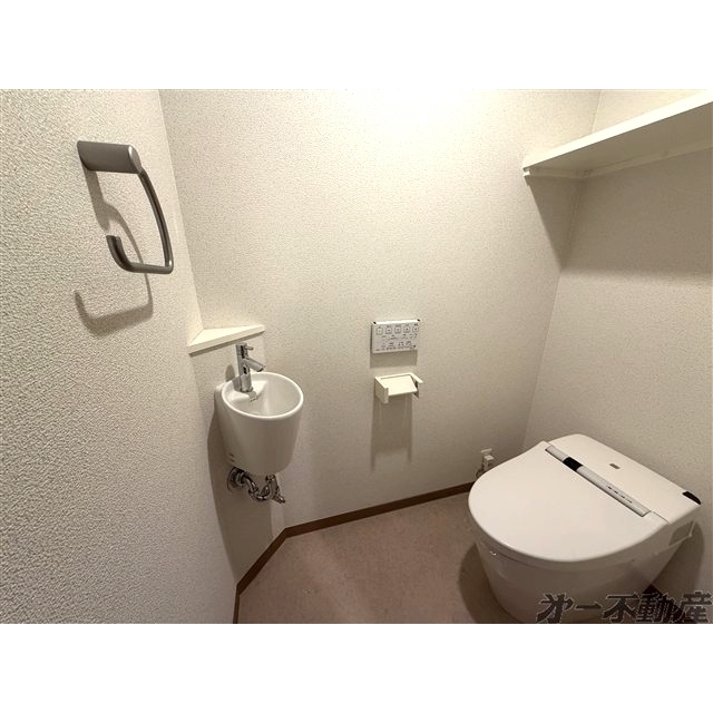 トイレ　トイレ