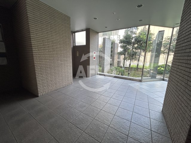 ロビー　グレイス丸萬　ロビー