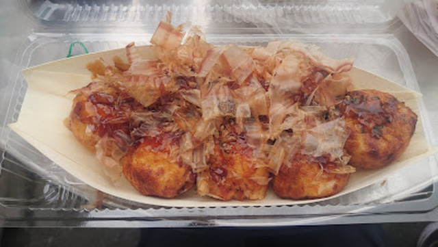 飲食店　一口茶屋DCM唐木田店（飲食店）まで806m