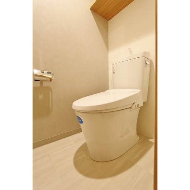 トイレ　清潔感のある空間ですね。