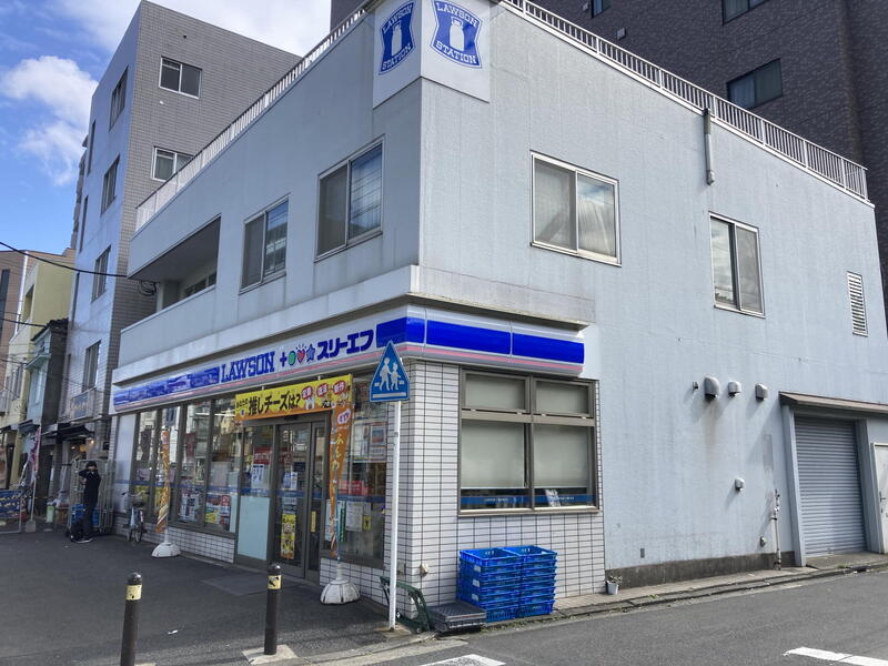 コンビニ　ローソン・スリーエフ横浜中央市場店（コンビニ）まで230m