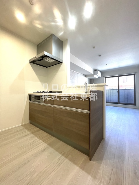 キッチン　作業スペース広々♪システムキッチン♪