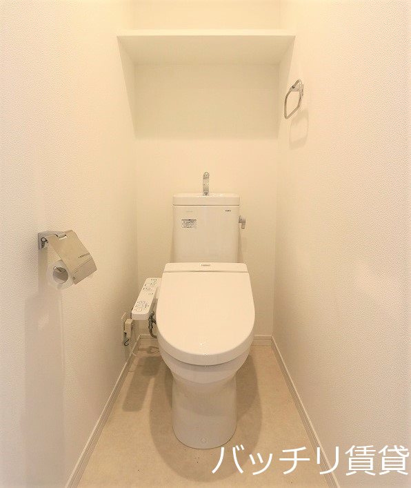 トイレ　※室内写真等は別号数の為、現状優先となります。