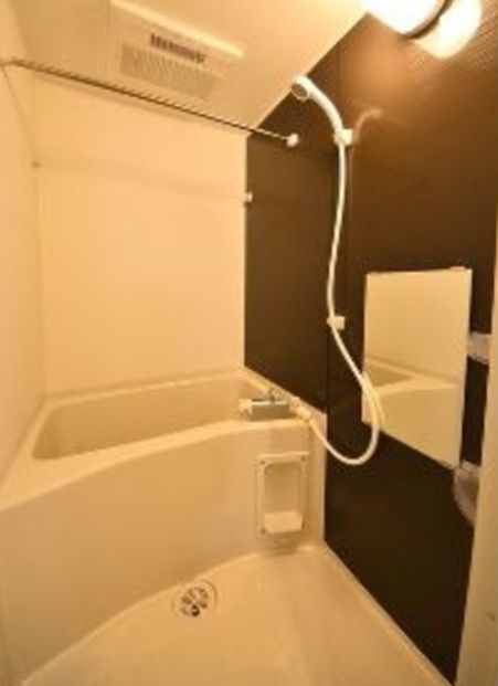 バス・シャワールーム　弊社は都内全域の物件をご紹介可能です！