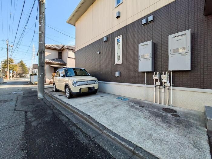 駐車場　敷地内駐車場