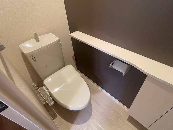 トイレ　トイレには快適な温水洗浄便座付