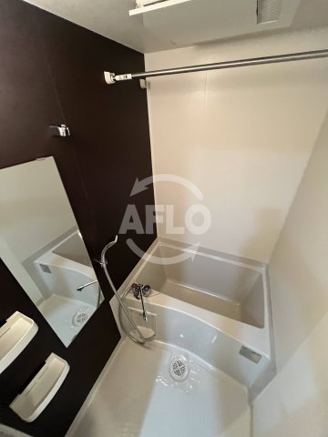 バス・シャワールーム　エスリード新大阪NORTH　浴室