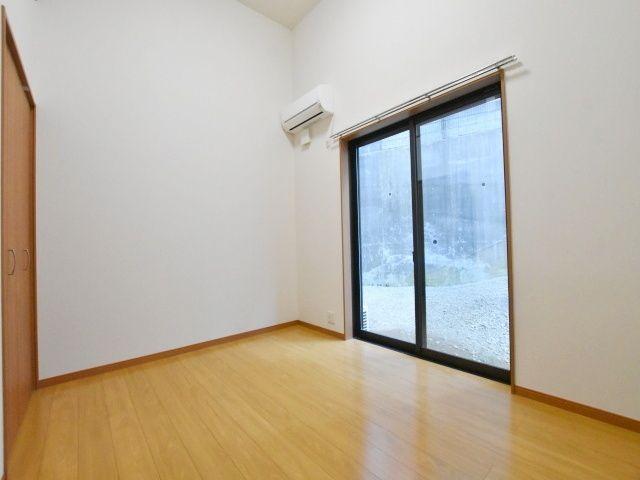 居室・リビング　★★広々とした洋室6.7帖★★