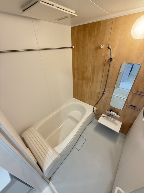 バス・シャワールーム　★同施工別建物の参考写真です★