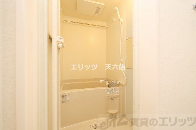 バス・シャワールーム　洗面