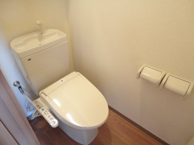 トイレ　シャワー付トイレ