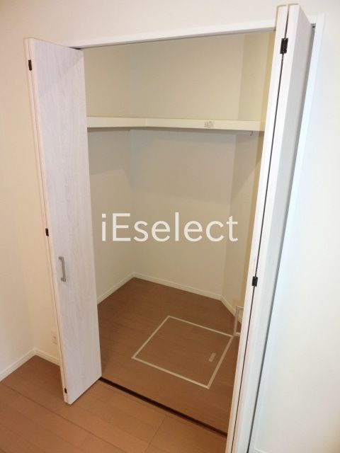 収納　収納は広々としたウォークインです