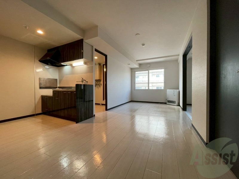 居室・リビング　広くてきれいなリビングです！快適に過ごせそうですね。