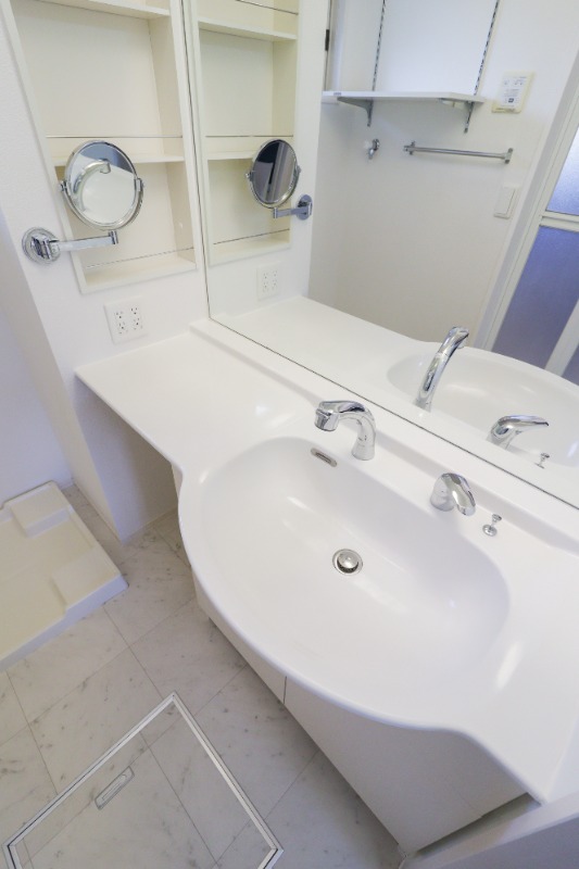 洗面設備　図面と現状に相違がある場合には現状を優先