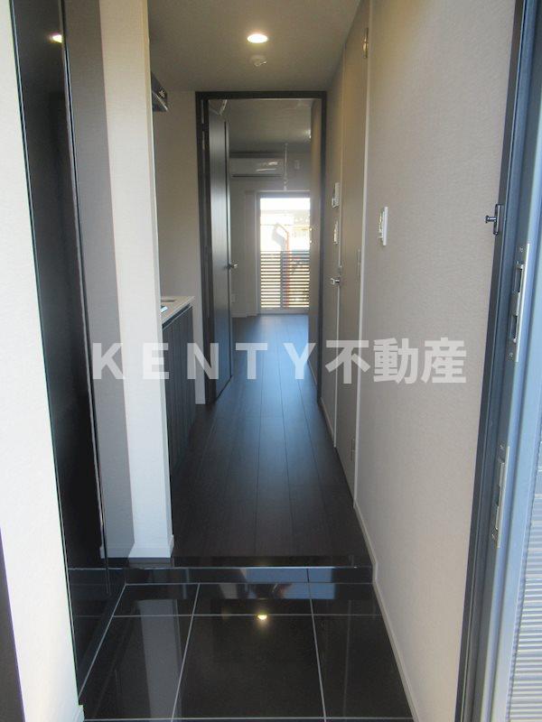 玄関　収納もある玄関です