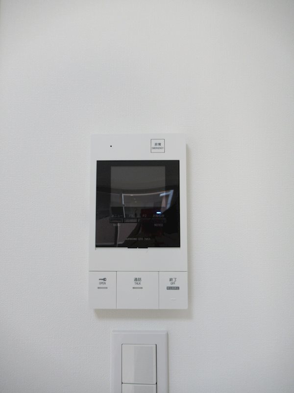 セキュリティ　モニター付きインターホンです