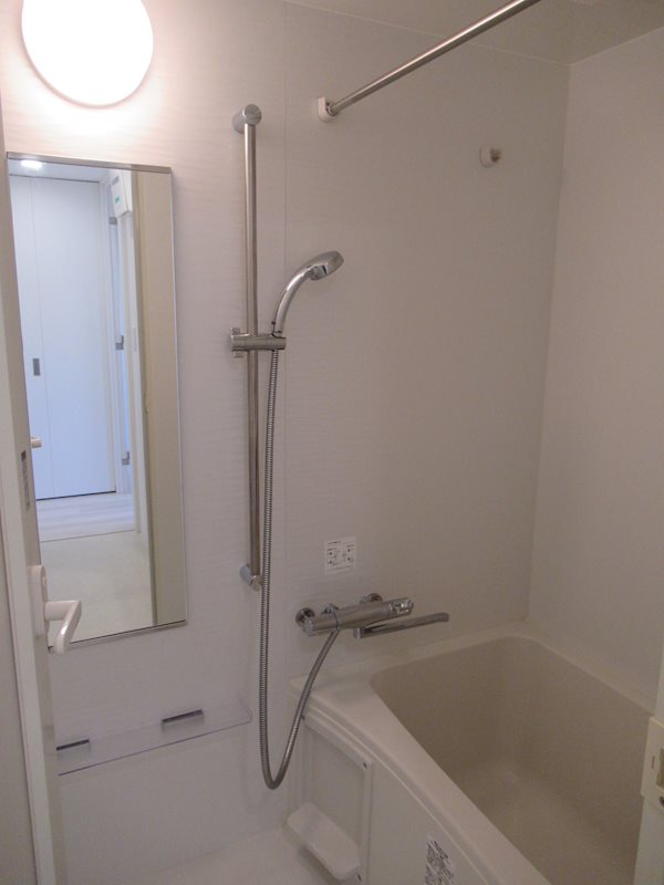 バス・シャワールーム　日々の暮らしに欠かせないお風呂です