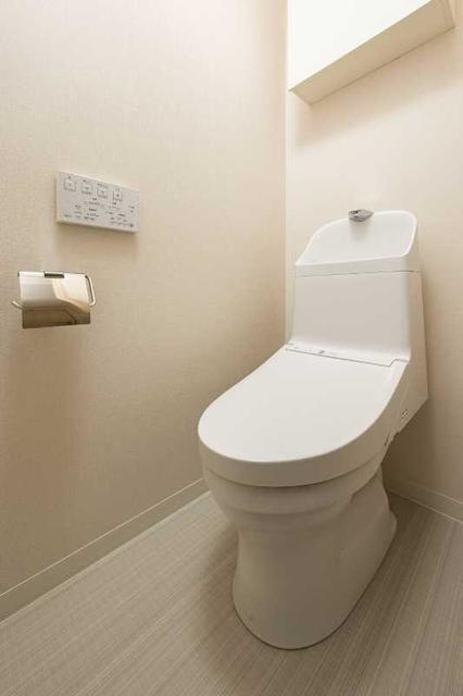 トイレ　※写真は同タイプ住戸です。