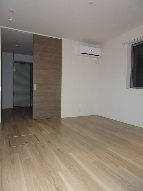 居室・リビング　同仕様