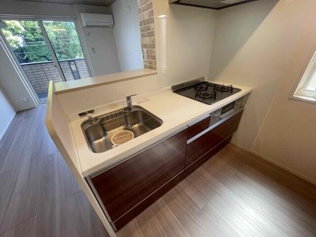 キッチン　対面システムキッチン