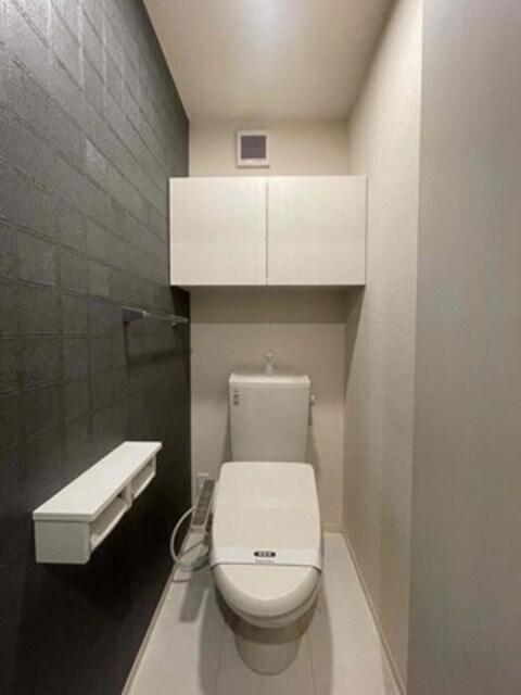 トイレ　トイレ（温水洗浄暖房便座）