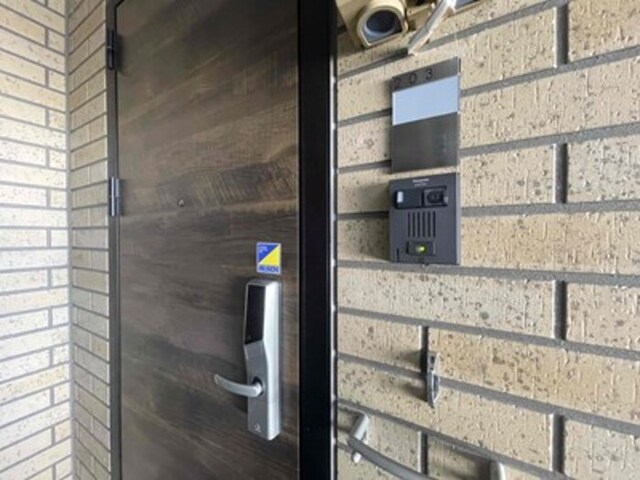 セキュリティ　玄関（ＩＣカードキー）・インターホン