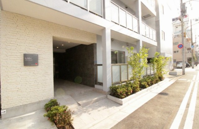 エントランス　エントランス