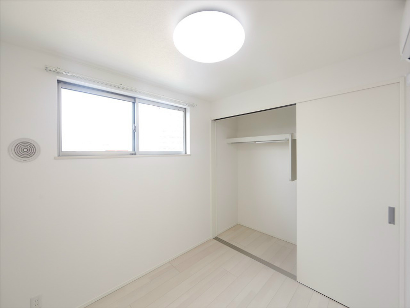 その他部屋・スペース　洋室4帖　クローゼット（収納充実してます）　同仕様写真