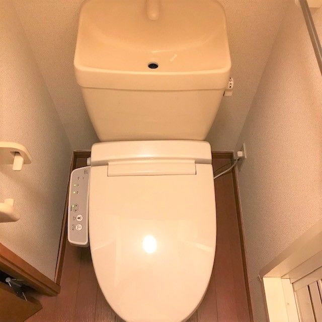 トイレ　トイレ