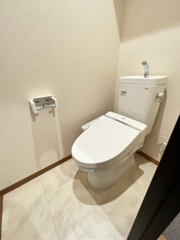 トイレ　同業者施工同イメージ