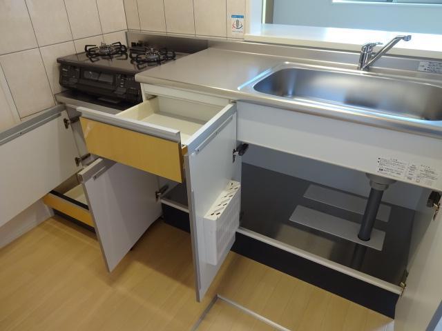 キッチン　キッチン収納（イメージ）