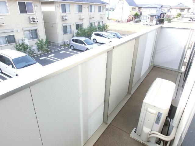 バルコニー　※別号室参考写真です