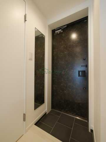 玄関　HERMITAGE Waseda Machi 502