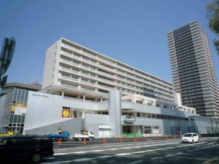 ショッピングセンター　グランアークテラス（ショッピングセンター）まで818m