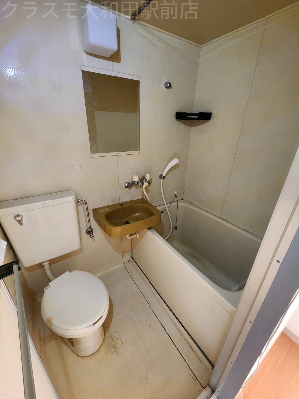 バス・シャワールーム