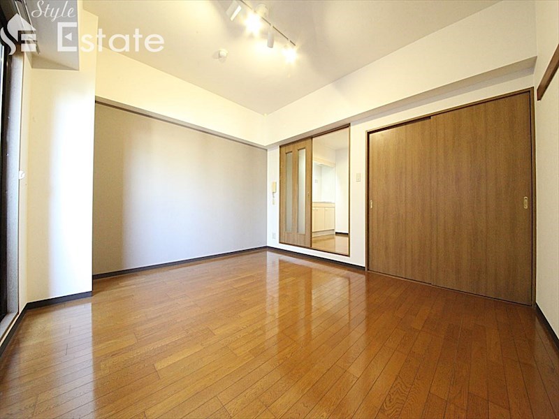 居室・リビング　内装