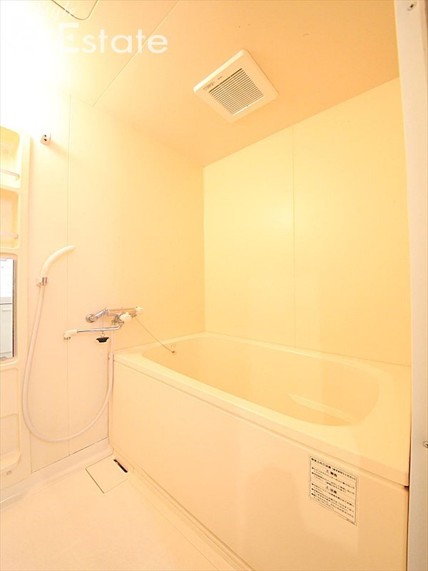 バス・シャワールーム　バスルーム