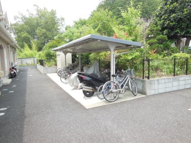 その他共有部分　♪屋根付き駐輪スペース♪