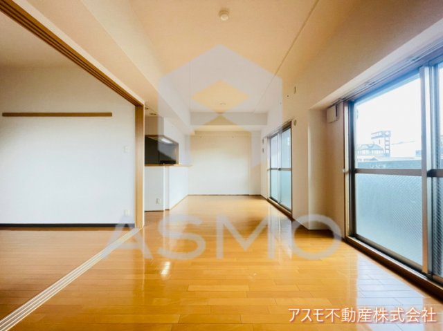 居室・リビング　※同物件　別間取り　参考写真