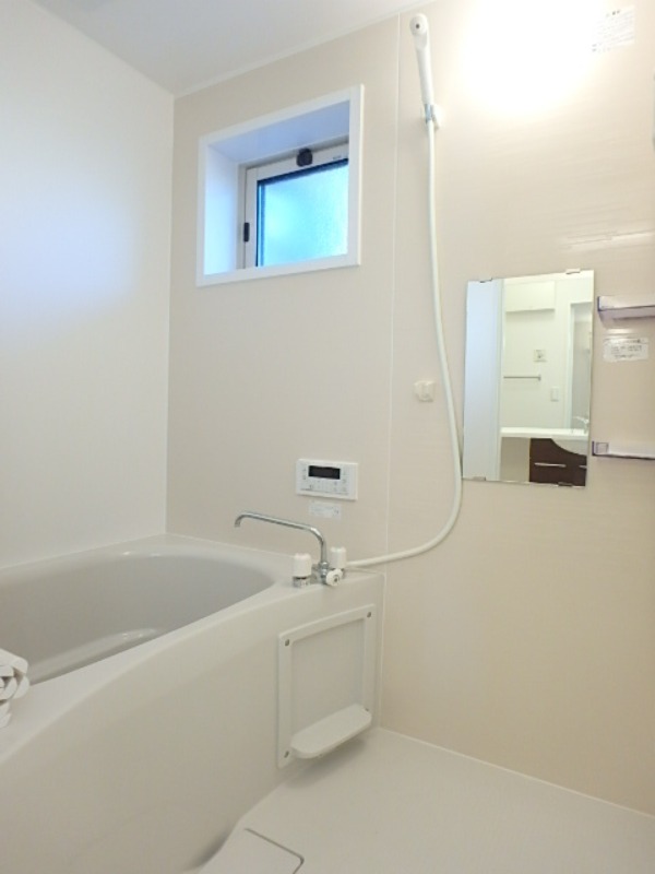 バス・シャワールーム　図面と現状に相違がある場合には現状を優先