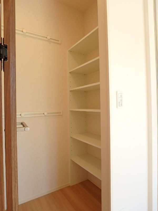 収納　図面と現状に相違がある場合には現状を優先