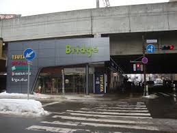 ショッピングセンター　サツエキBridge（ショッピングセンター）まで598m