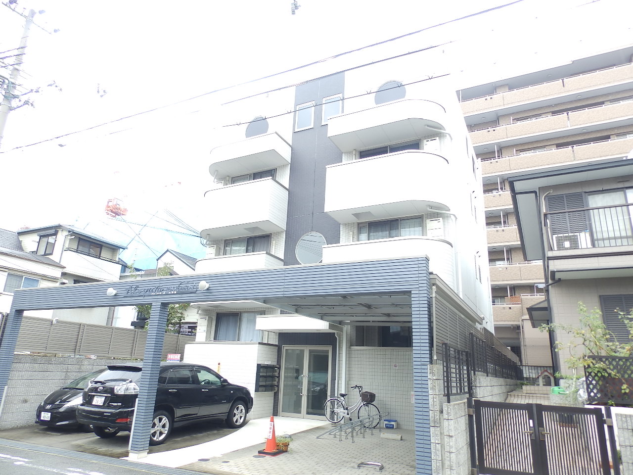 建物外観　南向き