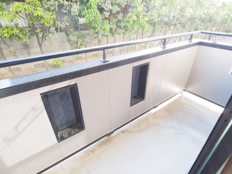 バルコニー　他室写真