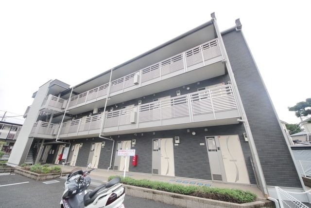 エントランス　★見学希望等はタウンハウジング中央林間店までお気軽に♪★