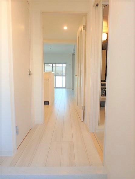 玄関　★広い玄関スペース★